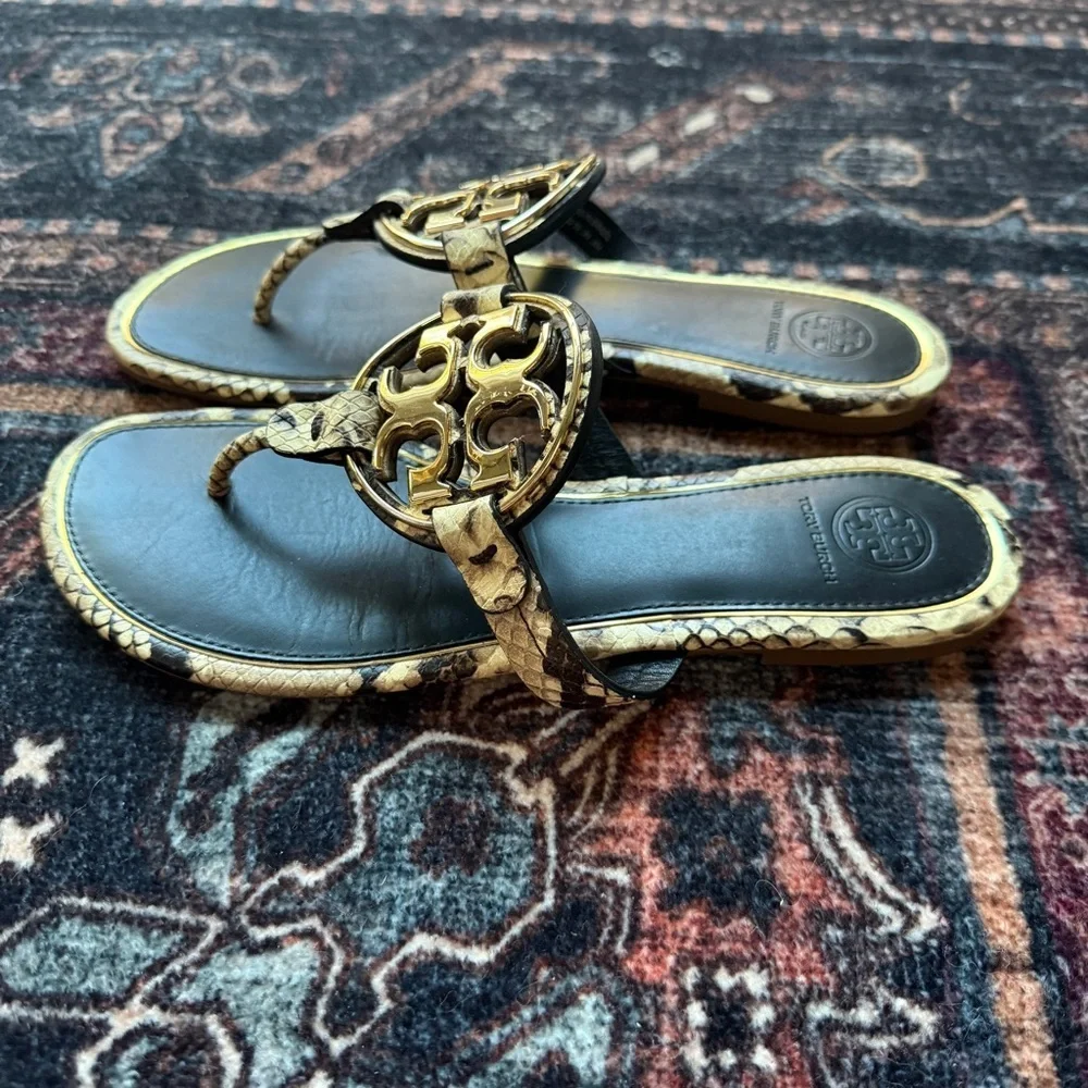 Tory Burch Metal Miller Stamped Snake Printed Leather Sandals Desert Roccia - Picture 5 of 8